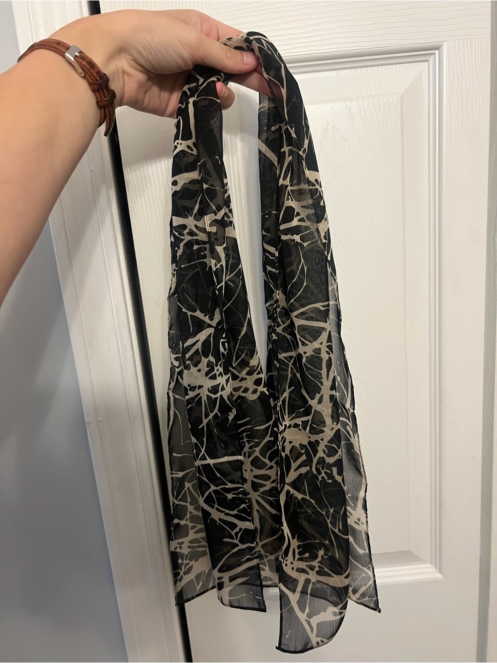 Black & Cream Patterned Women's Scarf